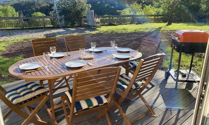 Saint-Nectaire Apartment | Appartement plein-pied, avec terrasse lumineux et spacieux, vue dégagée