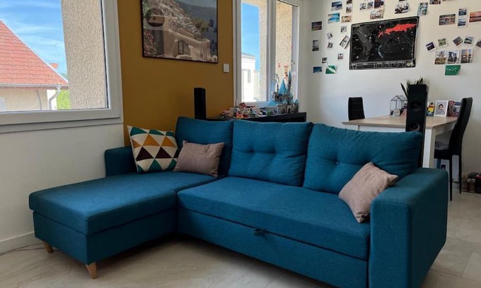 Oyonnax Apartment | Appartement privé et lumineux en centre-ville, à Oyonnax, proche des lacs