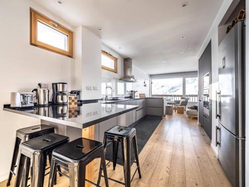 Tignes le Lac Apartment | Appartement rénové, 5 pièces, skis aux pieds avec balcon et WIFI - FR-1-502-364