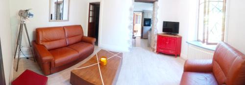 Delle Apartment | * Appartement rez de chaussée Frontière Suisse *