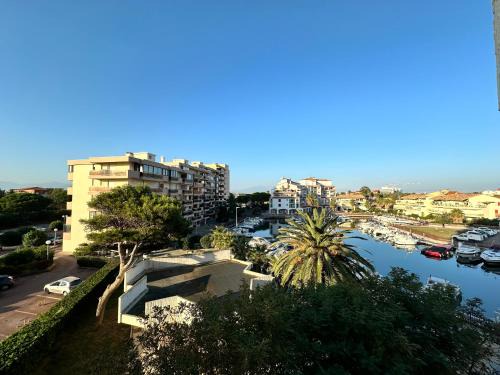 Le Port Apartment | Appartement studio vue sur la Marina