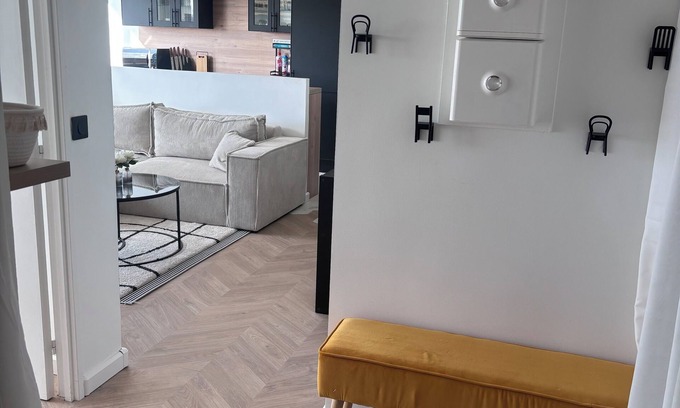 Maurepas Apartment | Appartement T2 48m2 en Résidence Privée Avec Magnifique vue sur la Forêt