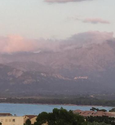 Calvi Apartment | Appartement vue mer et montagne