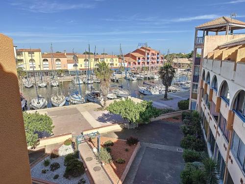 Port Leucate Apartment | Appartement vue mer sur Port de Leucate Climatisé, Parking gratuit, Linges et Serviettes inclus