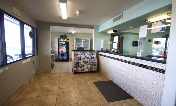 Wheat Ridge Hotel | Apple Inn and Suites