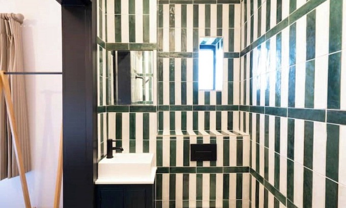 Pitchcombe House | Appletree - A Luxury Barn on our Family Farm in Warwickshire