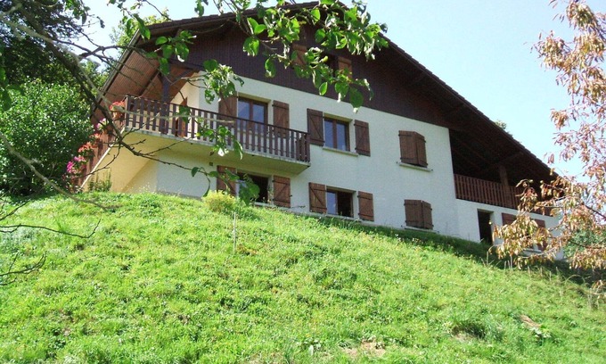 Travexin Apartment | Appt in chalet in the heart of the Vosges balloons