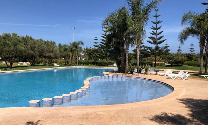 Cherrat Apartment | Appt with garden level 200m2,EDEN ISLAND, beach, swimming pools, security.