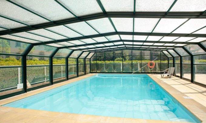 Dinan Condo | Apptmnt dans Cité Médiévale | Piscine Extérieure