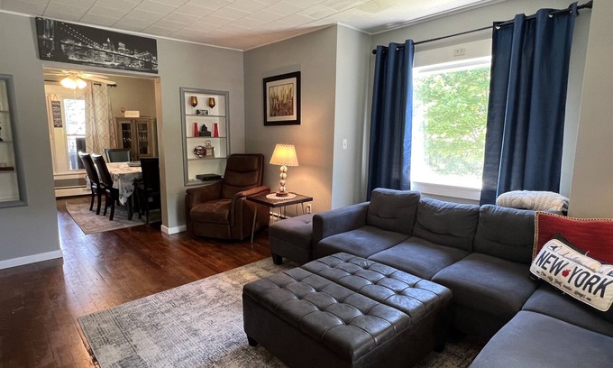 Oneonta House | Aprita Charming home under 5 minutes to All Star Village, quiet residential area