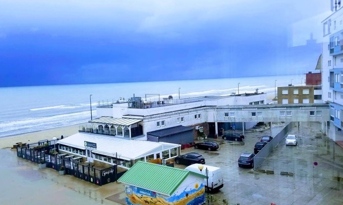 Bray-Dunes Apartment | Apt 6 pers. Duplex sea view with old charm