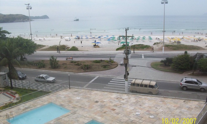 Vila Nova Apartment | APT. CABO FRIO'S NOBLE BAIRRO - IN FRONT OF PRAIA DO FORTE - just cross the street.