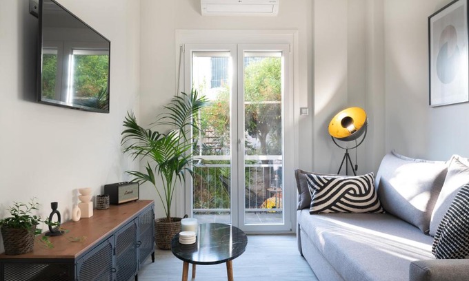 Dafni Apartment | apt Eleven - cozy apartment with garden