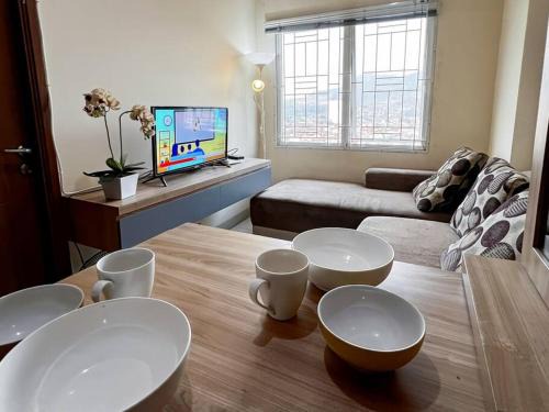 Cileunyi Apartment | Apt Pinewood 2BR with Pool n Wi-Fi by 2ndHome