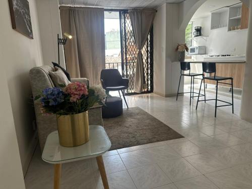 Cali Apartment | Apto moderno y acogedor