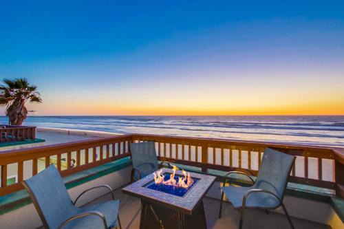 Mission Beach House | Aqua
