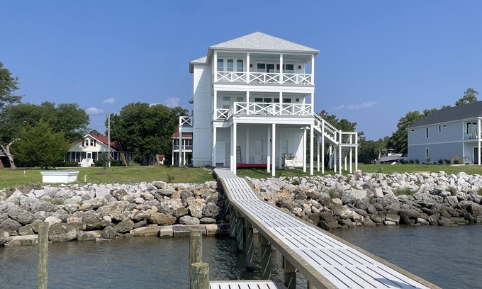 Atlantic House | Aqua Vista Atlantic — Luxury Coastal Living in Atlantic, NC Southern Outer Banks