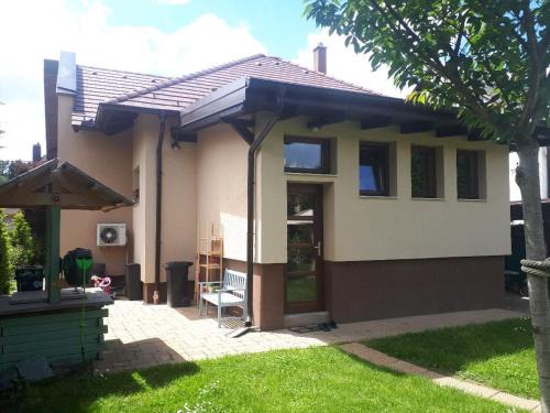 Szombathely House | Aranypatak apartmanház