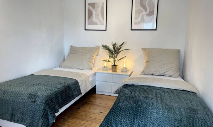 Groß Behnitz Apartment | Arbio Behnitzer Monteurzimmer for 3 people