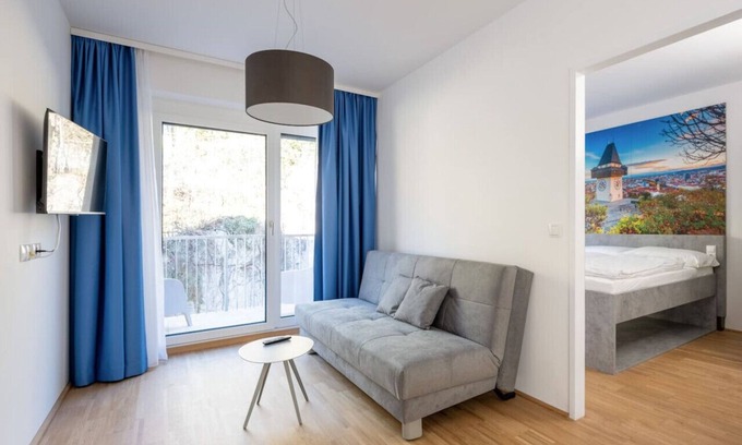 Geidorf Apartment | Arbio I 2 bedrooms Apart near Graz Clock Tower