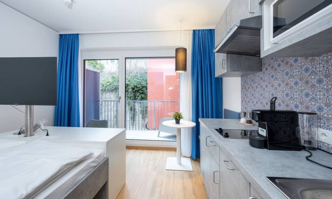 Geidorf Apartment | Arbio I Cozy Apart Balcony near Graz University