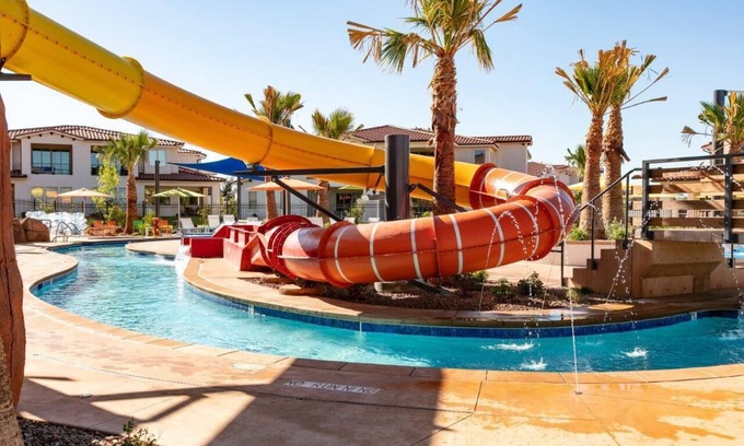 Santa Clara House | Arcadia 8 | PRIVATE Hot Tub * Red Mountain Views
