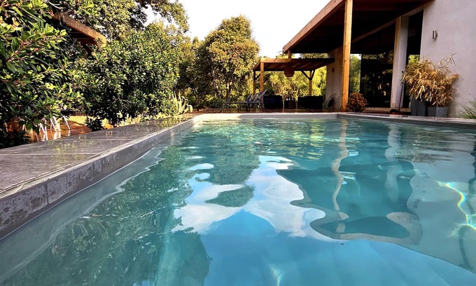 Cirendinu Villa | Architect-designed villa Jacuzzi pool, Pinarello near Porto-Vecchio and beaches