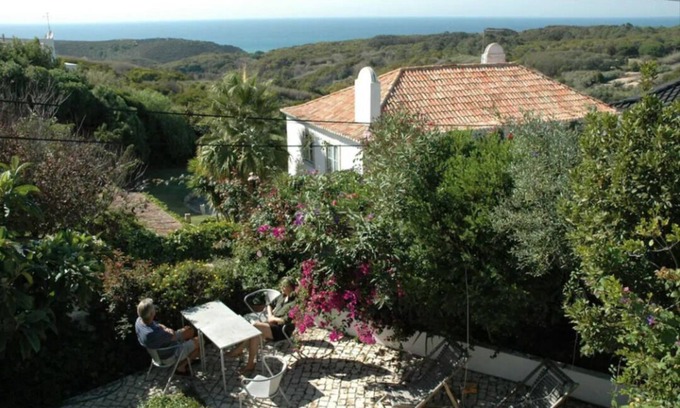 Almocageme House | Architect house in Almocageme/Colares above the Adraga beach