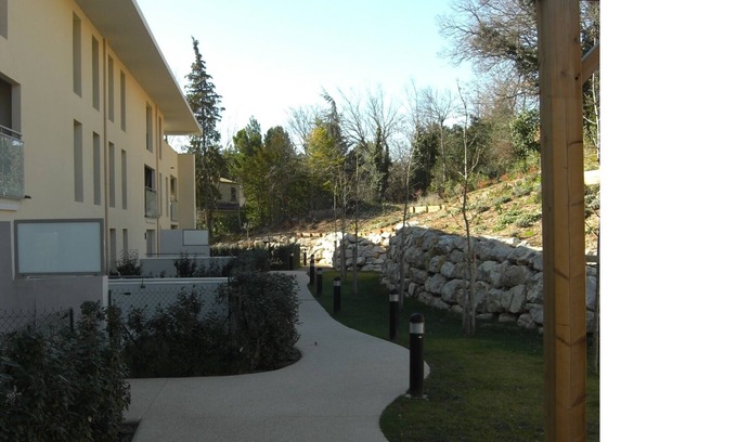 Nord Condo | Architect's residence 2 minutes from the plane tree countryside