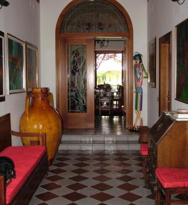 Atri Bed & Breakfast | Arco di San Francesco