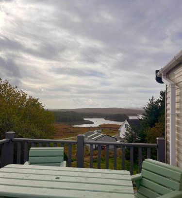 Dungloe House | Ard Na Leice Scenic Escape with Lake Views