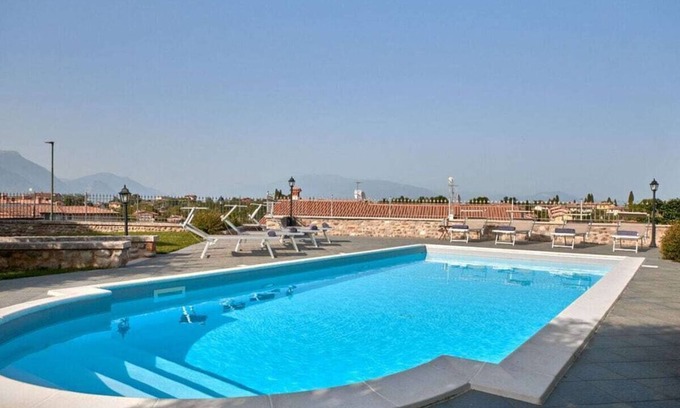 Soiano del Lago Villa | Ardea Comfortable holiday residence