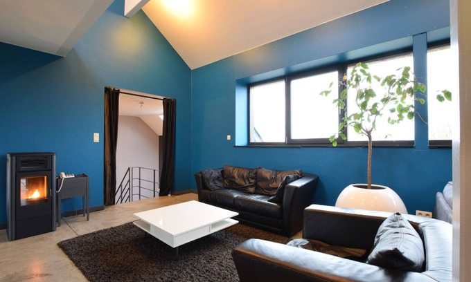 Vaux-sur-Sure Cottage | Ardennes Stay for 18 guests