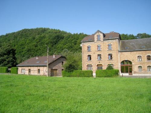 Coo House | Ardennes Stay for 21 Guests