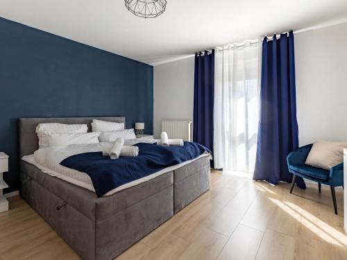 Bulmke-Hullen Apartment | Arena in der Nähe - Tiefgarage - Balkon - Küche - Smart TV