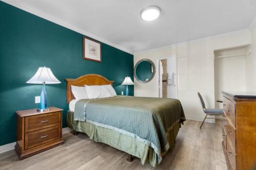 Baldwin Park Hotel | Aristocrat Motel