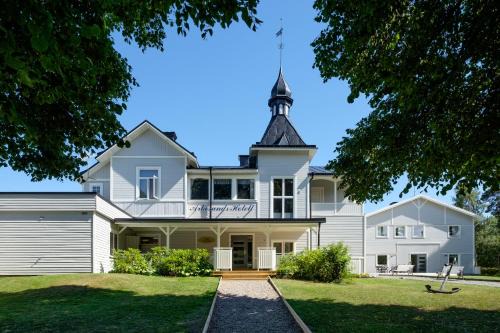 Vikbolandet Hotel | Arkösunds Hotell