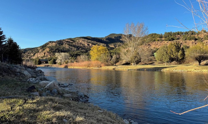Howard Cabin | Arkansas River Frontage, Cozy Cabin with AC, WiFi in gorgeous Howard pets ok
