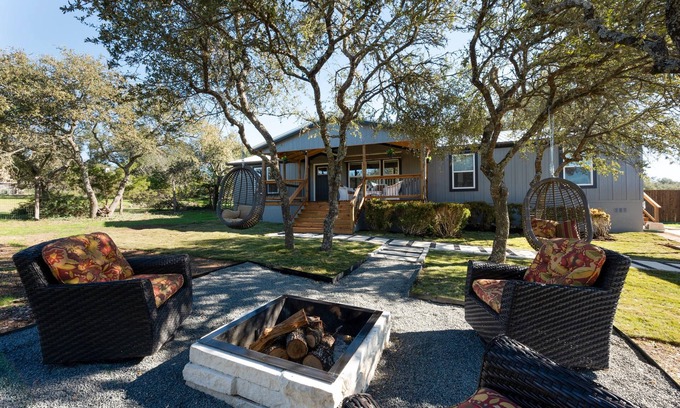 Austin House | Arlo Next to Charming and Cozy Hill-Country Haven