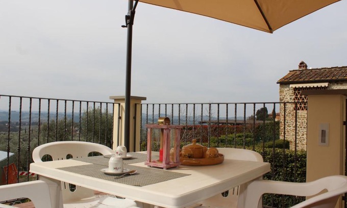Bagno a Ripoli Apartment | Art Apartment Chianti Family