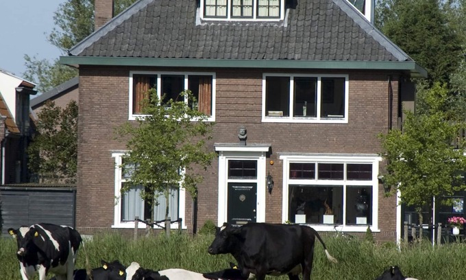 's-Graveland Apartment | Art+bed and breakfast, short or long-term holidays