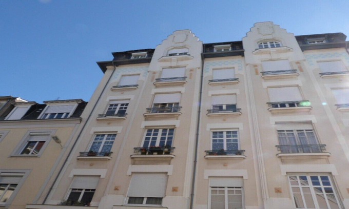 La Fayette-Eble Apartment | art deco studio neighborhood of the SNCF station