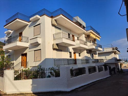 Loutra Edipsou Apartment | ARTEMIS and FILLO