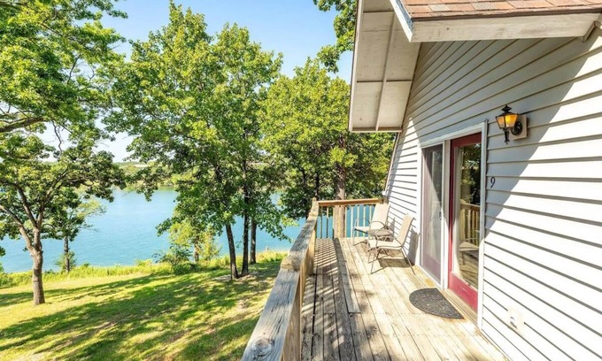 Indian Point Cabin | Artilla Cove Cabin 9- Lakeside- Pool & Hot Tub!