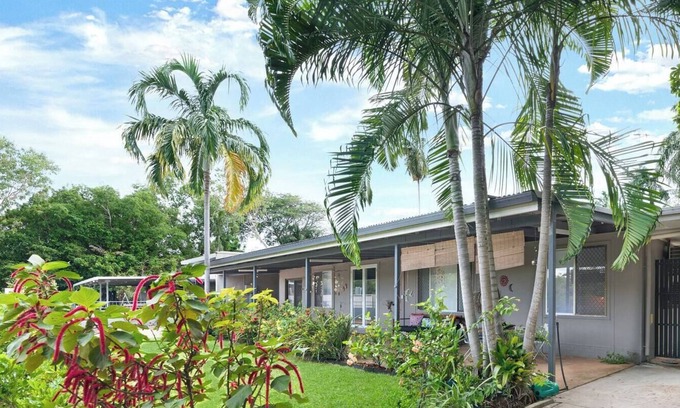 Rapid Creek House | Artists Escape Vibrant Living with Plunge Pool