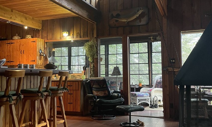 Baysville Cabin | As featured in Style Magazine