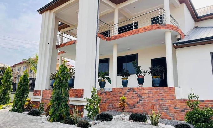 Accra House | Asdan House, Serene environment