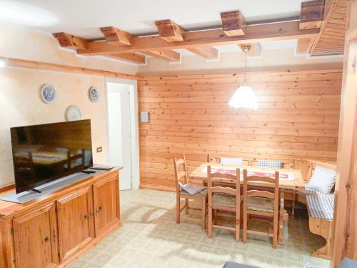 Asiago Apartment | Asiago Centro Trilocale Condominio BELLOCCHIO con Garage WiFi PetFriendly