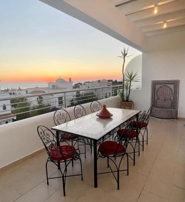 Achakkar Apartment | Asilah Luxury Living -Sea View -Access to 2 pools -5 minutes From Thee Beach -NETFIX- Private Parking -Vida de Lujo - Vistas al mar - Acceso a 2 Piscinas -a 5 minutos de playa
