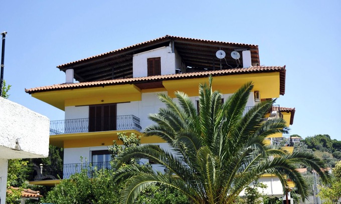 Troulos Apartment | aspa victoria apartment